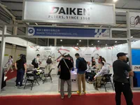 2023年台灣國際工具五金博覽會現場：國內外買家於 DAIKEN 攤位諮詢的熱烈盛況